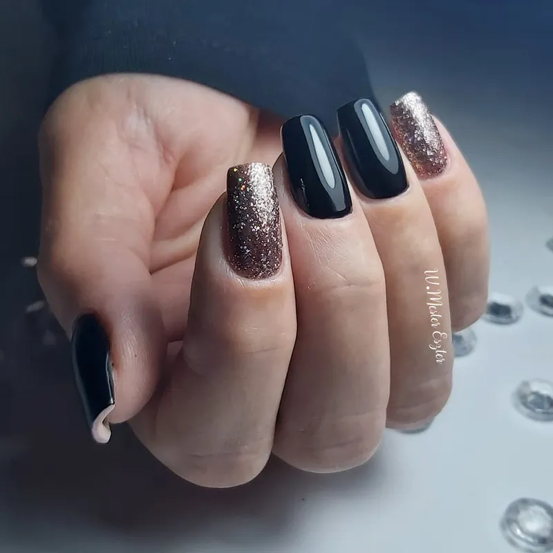 Venalisa UV/LED Gél Lakk Black No.911 7.5 ml