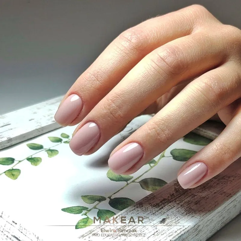 MAKEAR Nude Rubber Base 8ml - NRB06 Smoky Beige