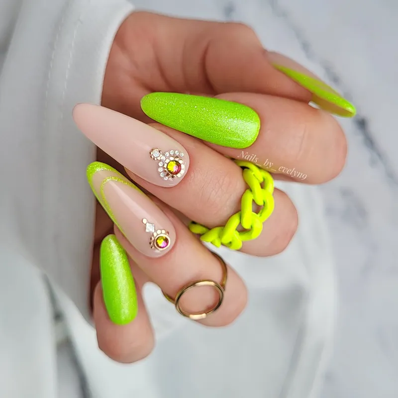 MAKEAR Glitter Neon Gel Polish 8ml No.NG01 Jamaica Neoshine