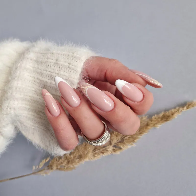 MAKEAR 'Say Yes' Gel Polish 8ml No.618