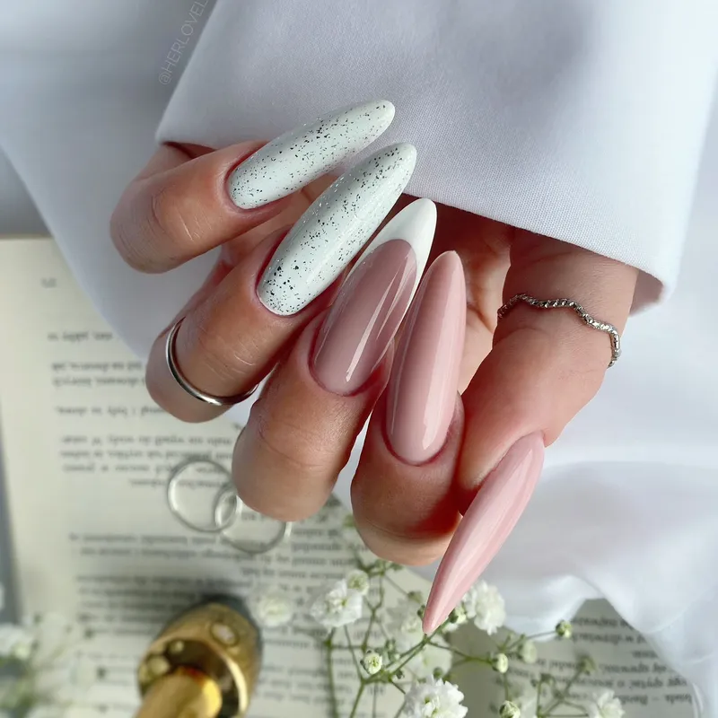 MAKEAR 'Say Yes' Gel Polish 8ml No.618