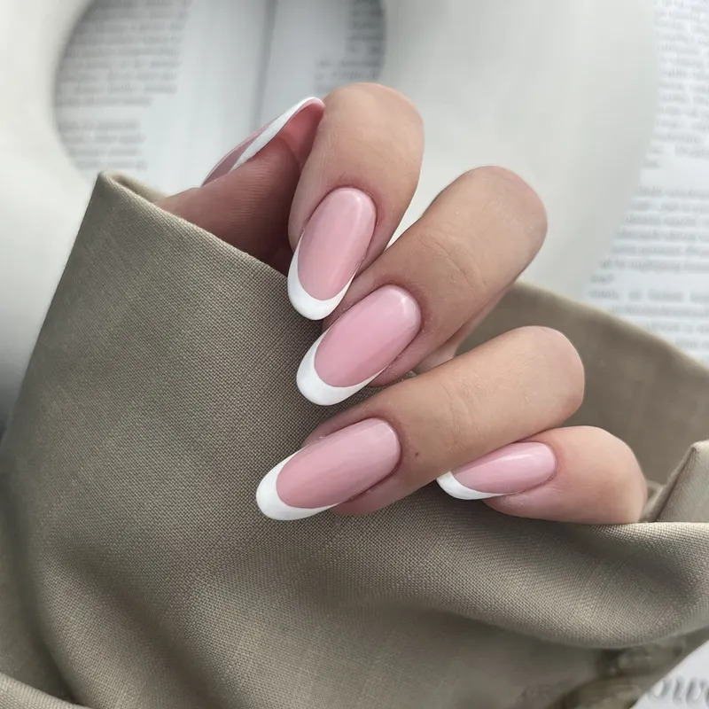 MAKEAR 'Say Yes' Gel Polish 8ml No.618