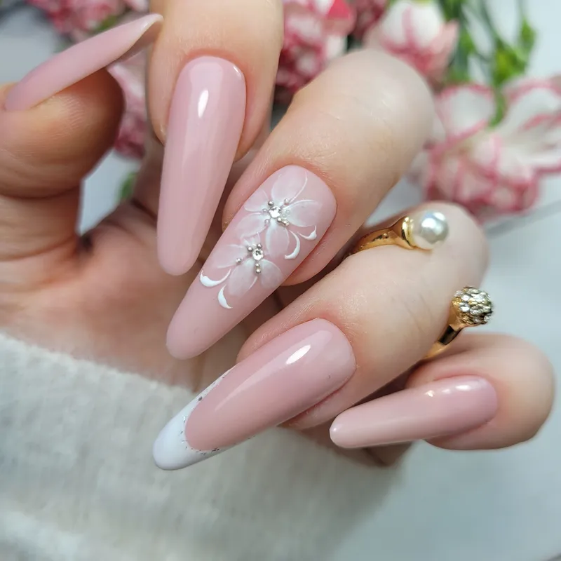 MAKEAR 'Say Yes' Gel Polish 8ml No.618