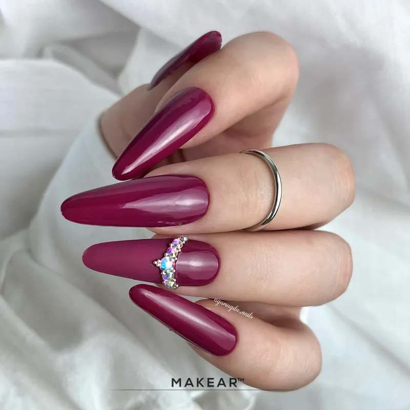 MAKEAR Gel Polish 8ml No.704