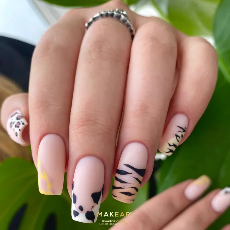 MAKEAR Nude Rubber Base 8ml - NRB05 Nude French