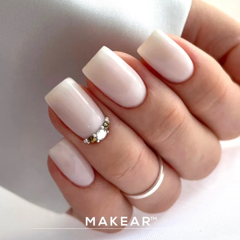 MAKEAR Nude Rubber Base 8ml - NRB01 White