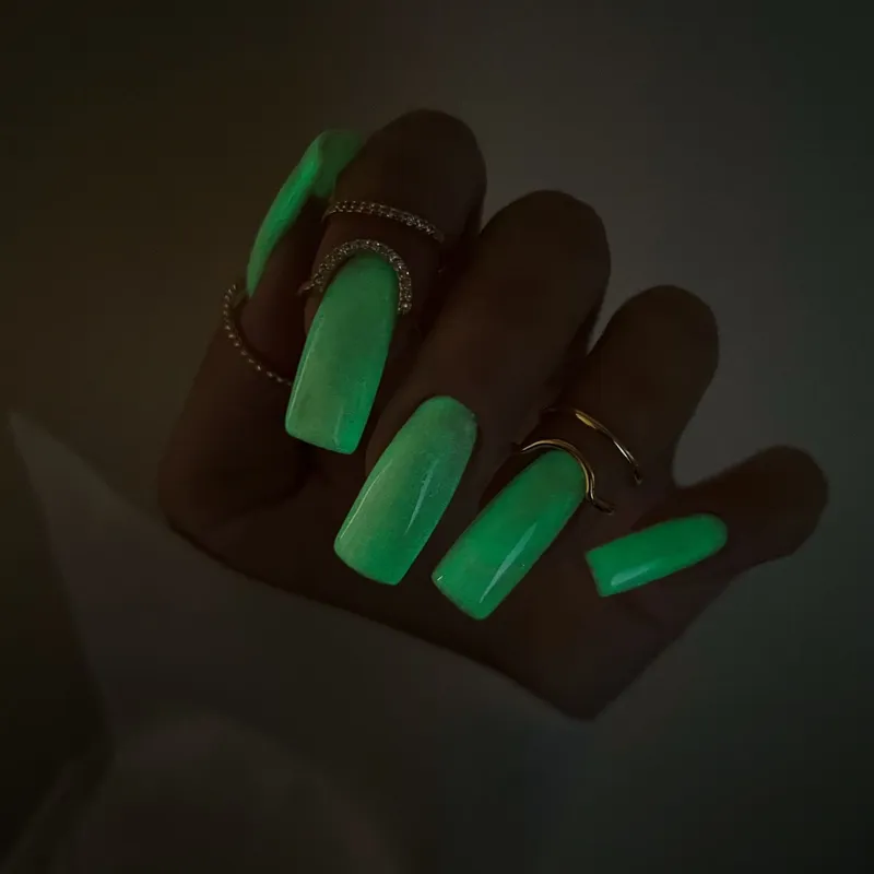 MAKEAR Cat Eye Gel Polish 8ml - HEMA-FREE - No.CL06