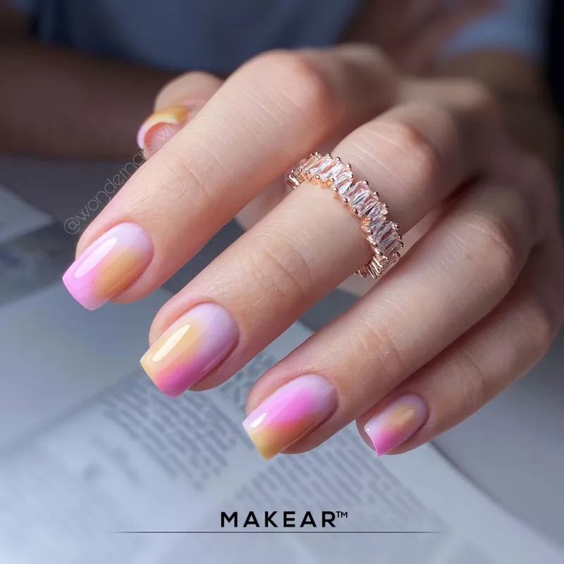 MAKEAR Color Rubber Base 8ml - CRB10 Light Pink