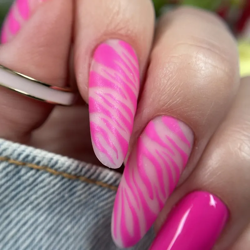 MAKEAR Gel Polish 8ml No.N33 Neon Series - HEMA-FREE