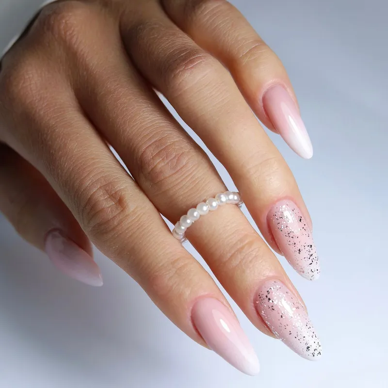 MAKEAR No Wipe Top - SILVER 8ml