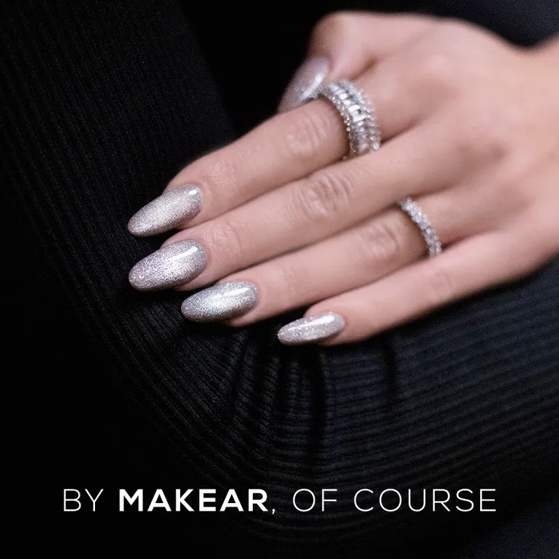 MAKEAR Moonlight Disco Gel Polish 8ml No.MCL03 Silver Purr