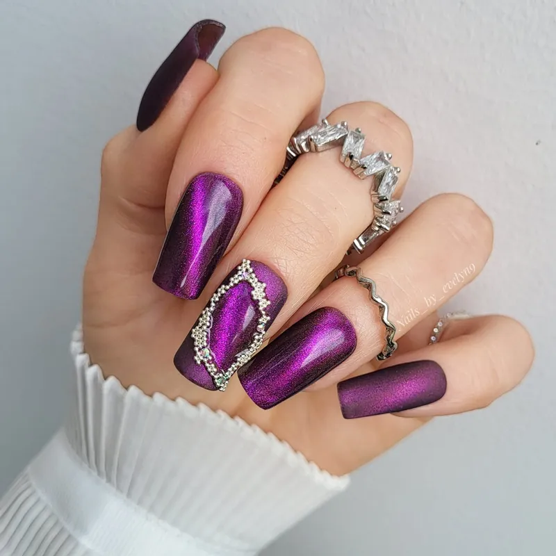 MAKEAR Cat Eye Gel Polish 8ml No.CG05