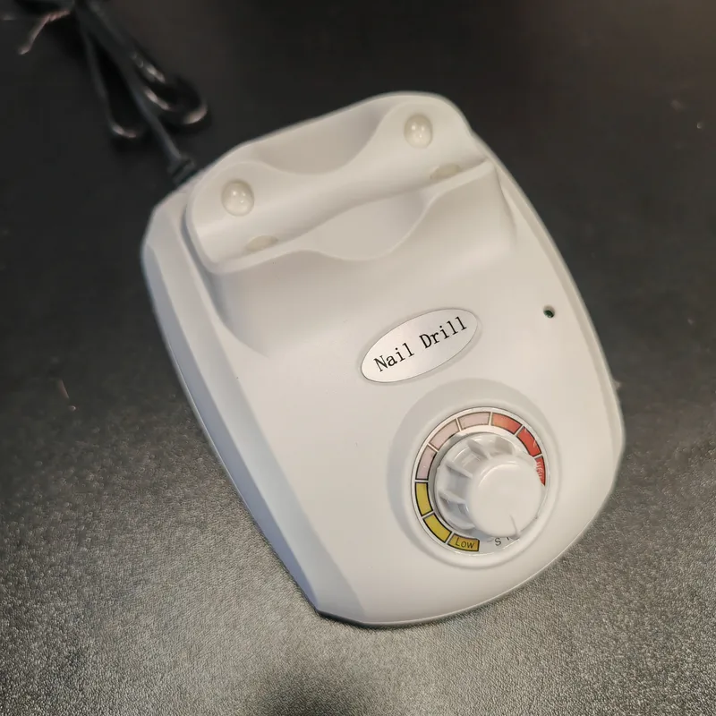 DM208 - Műköröm csiszológép - 65W