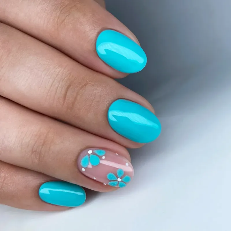 NAILVANA Géllakk - Iconic 075