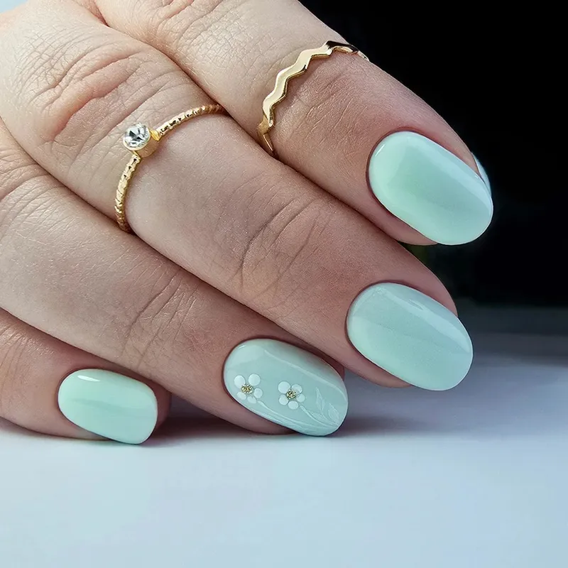 NAILVANA Géllakk - Iconic 064