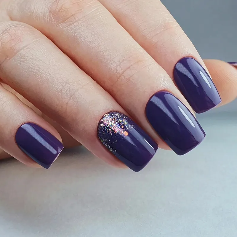 NAILVANA Géllakk - Iconic 029