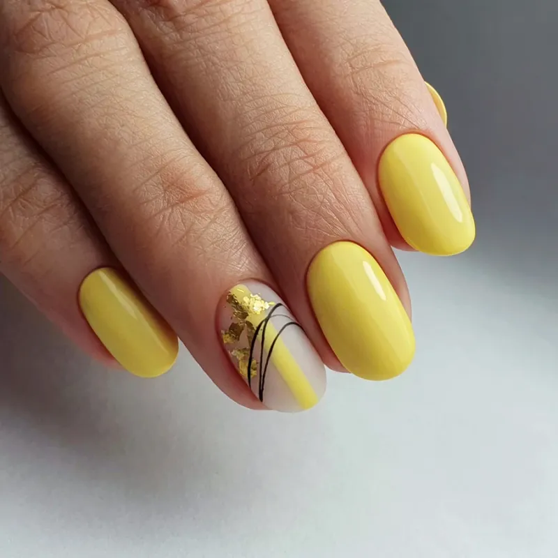 NAILVANA Géllakk - Iconic 042