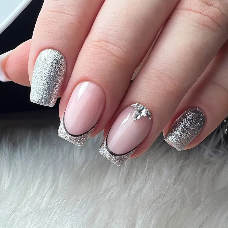 NAILVANA Géllakk - Starlooks 001