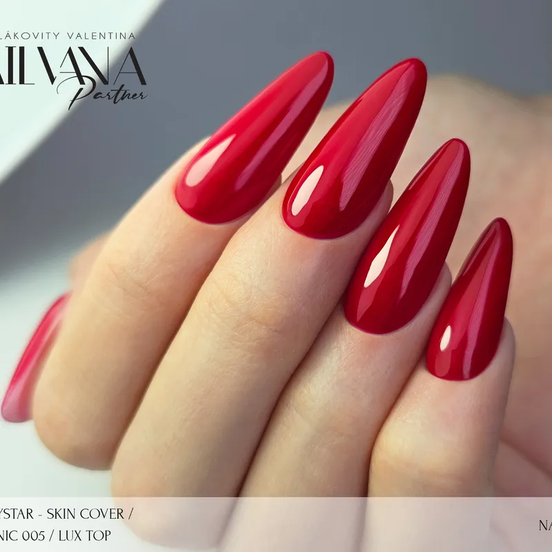 NAILVANA Géllakk - Iconic 005