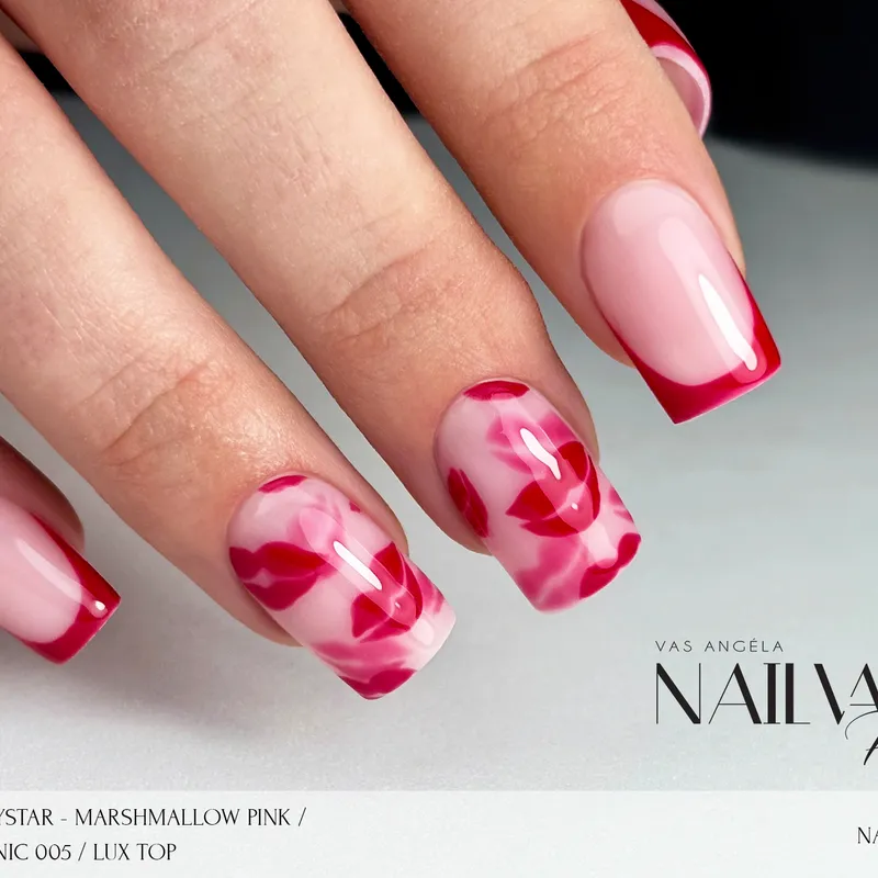 NAILVANA Géllakk - Iconic 005