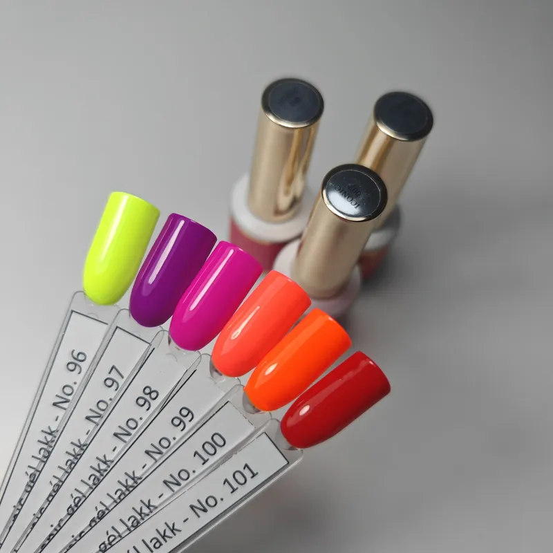 NAILVANA Géllakk - Iconic 100