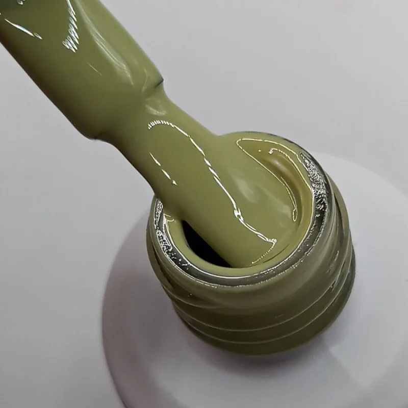 NAILVANA Géllakk - Iconic 062