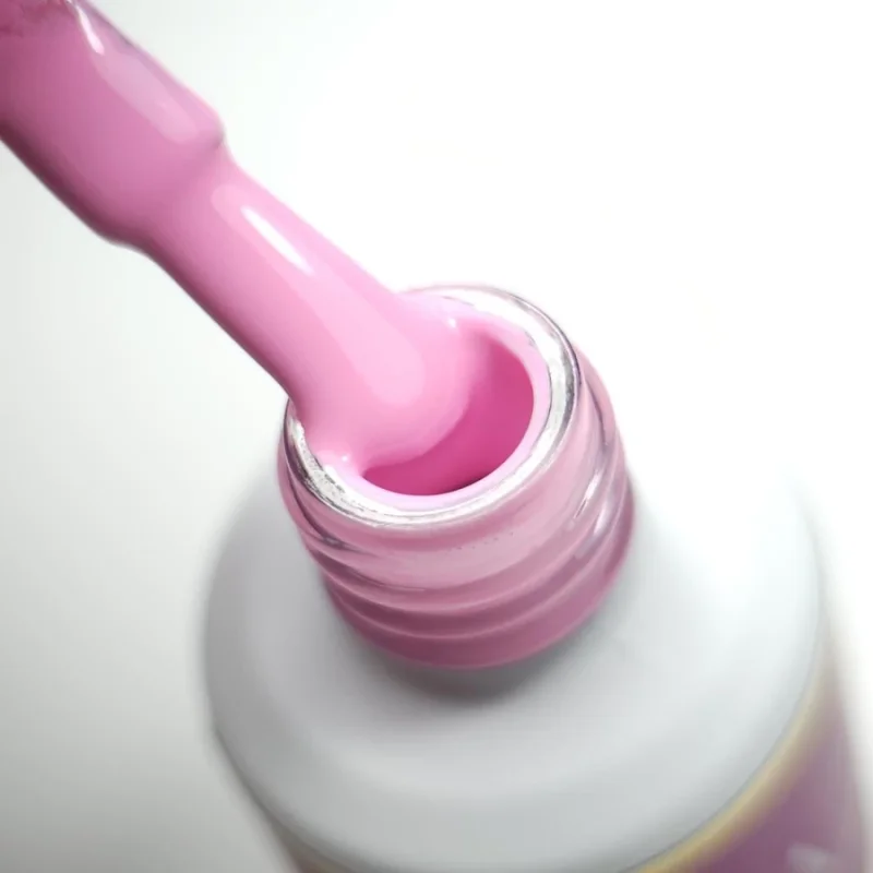 NAILVANA Géllakk - Iconic 039