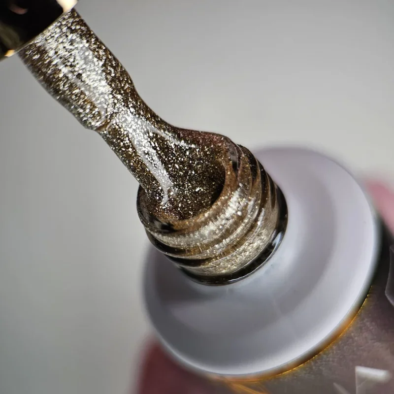 NAILVANA Géllakk - Starlooks 002