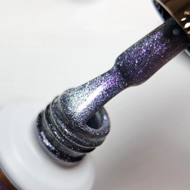 NAILVANA Géllakk - Cat Eye 040