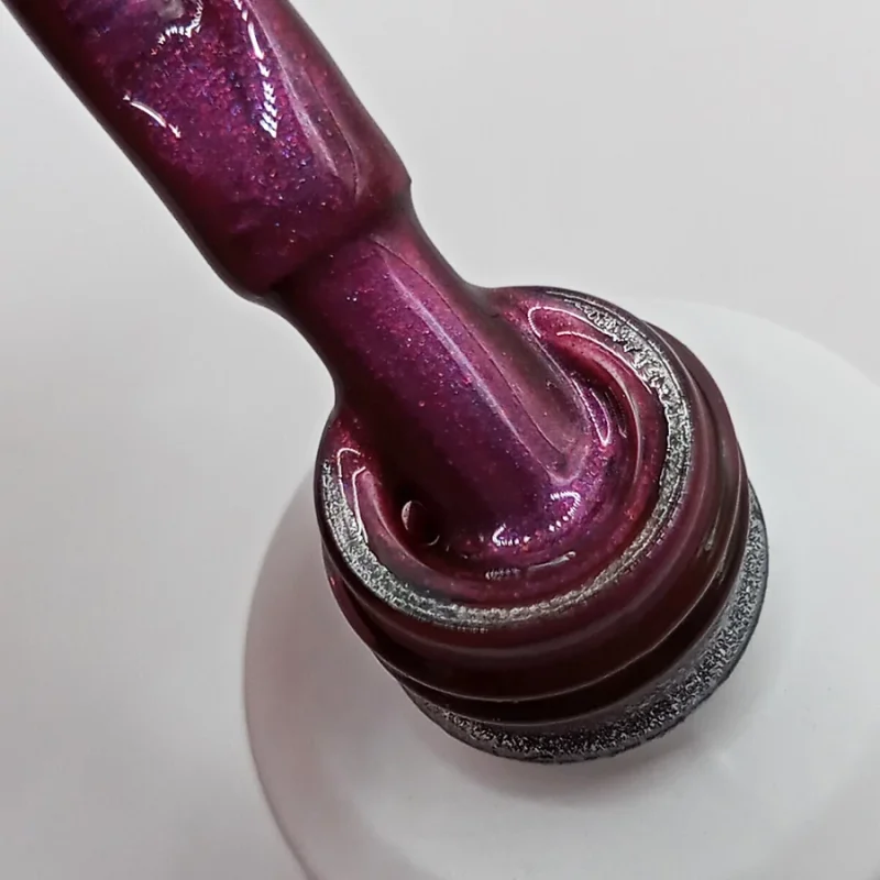 NAILVANA Géllakk - Cat Eye 024