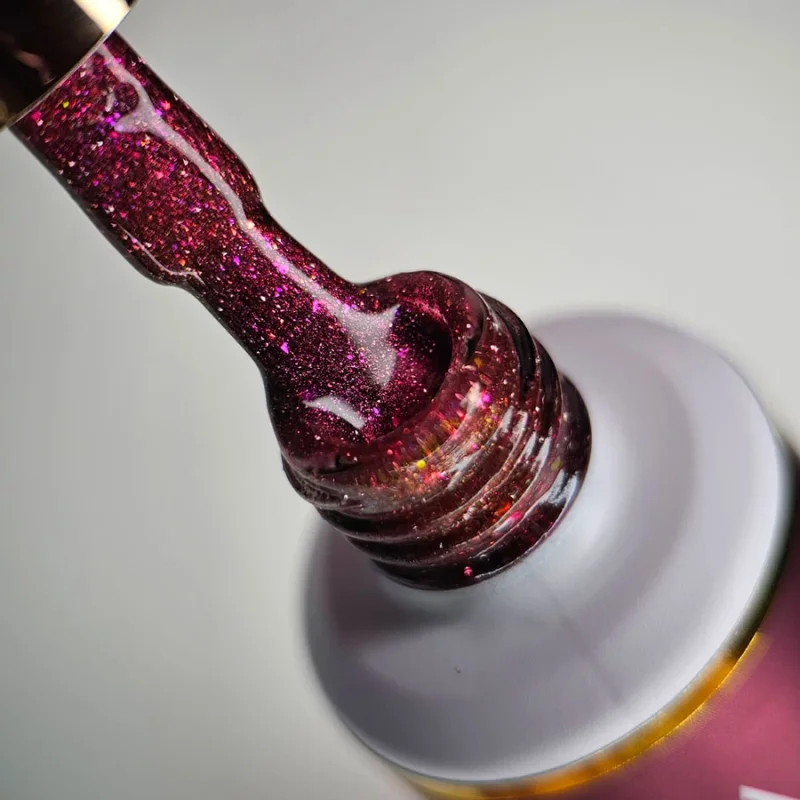 NAILVANA Géllakk - Cat Eye 010