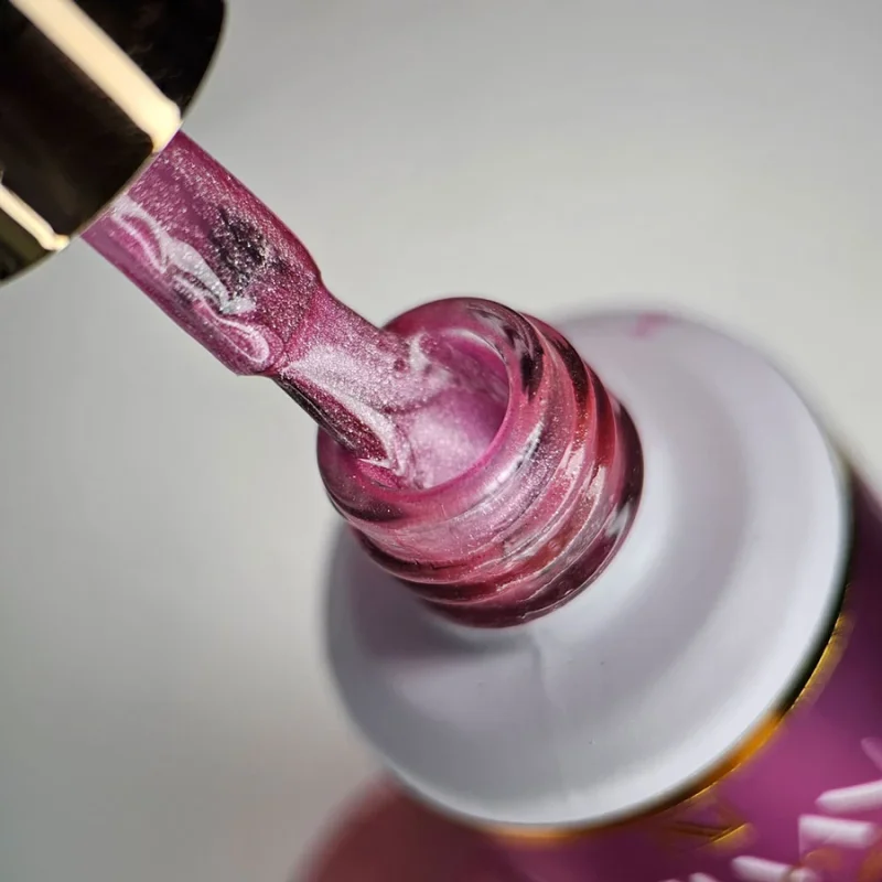 NAILVANA Géllakk - Cat Eye 009