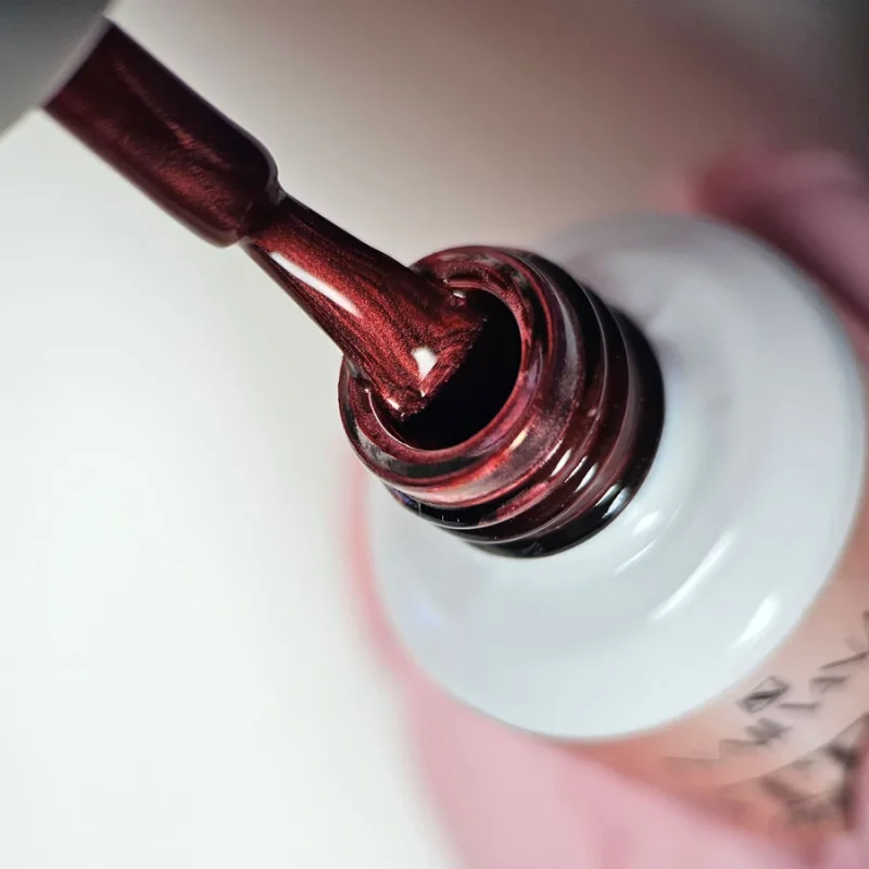 NAILVANA Géllakk - Steel Red