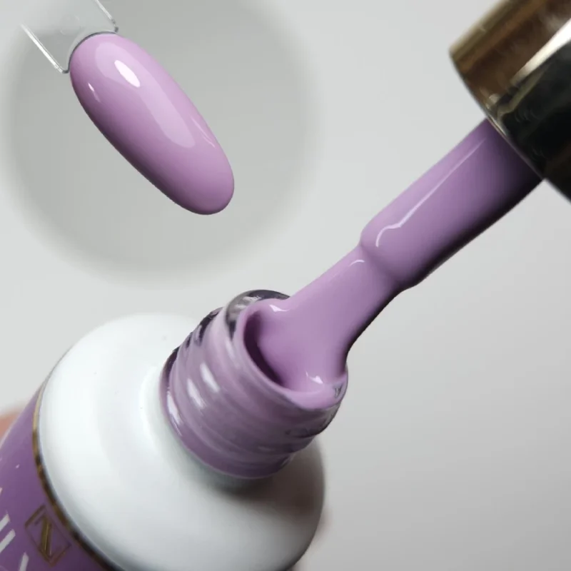 NAILVANA Géllakk - Iconic 090