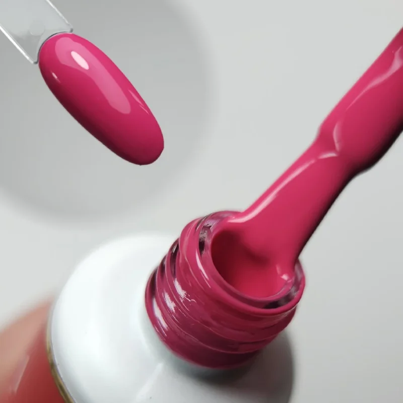 NAILVANA Géllakk - Iconic 092