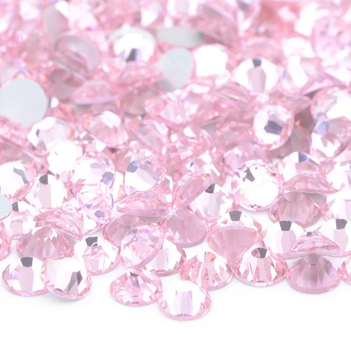 Körömdíszítő strasszkövek 200 db - Light Rose ss3