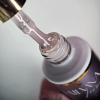 NAILVANA Géllakk - Iconic 033