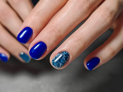 Üvegszilánk hatás építőzselével - 3D nail art