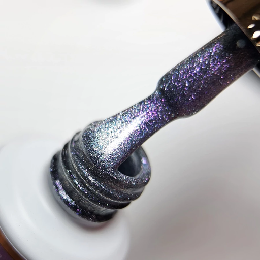 NAILVANA Géllakk - Cat Eye 040