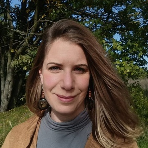 Melinárium Holczinger-Závori Melinda 