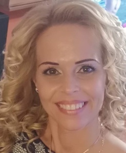 Vélinné Pongó Móniks