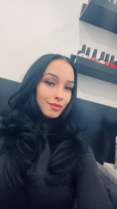 Vàri Dzsenifer