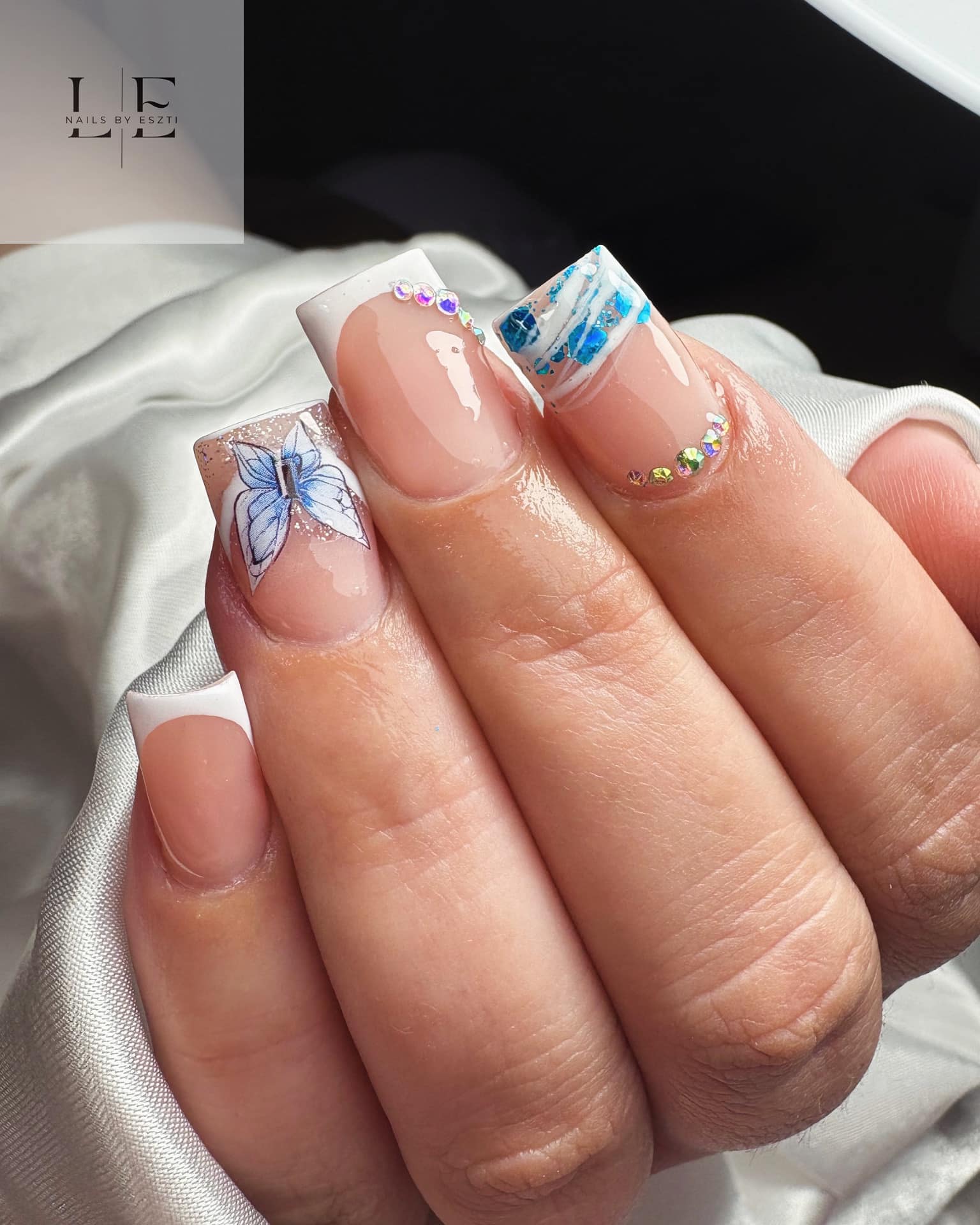 Nails by Eszti