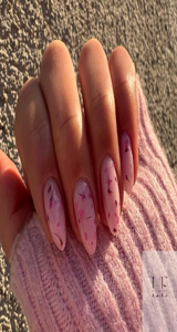 Nails by Eszti