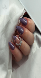 Nails by Eszti