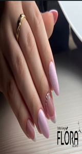 Soltész-Lengyel Flóra