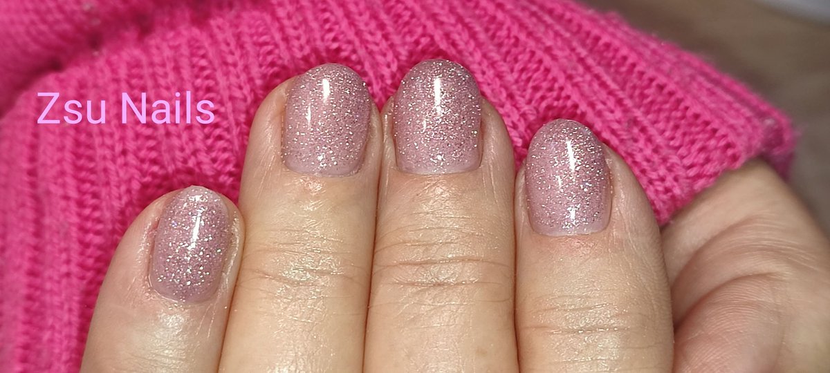 Tóth-Gerstmàjer Zsuzsa munkája 17