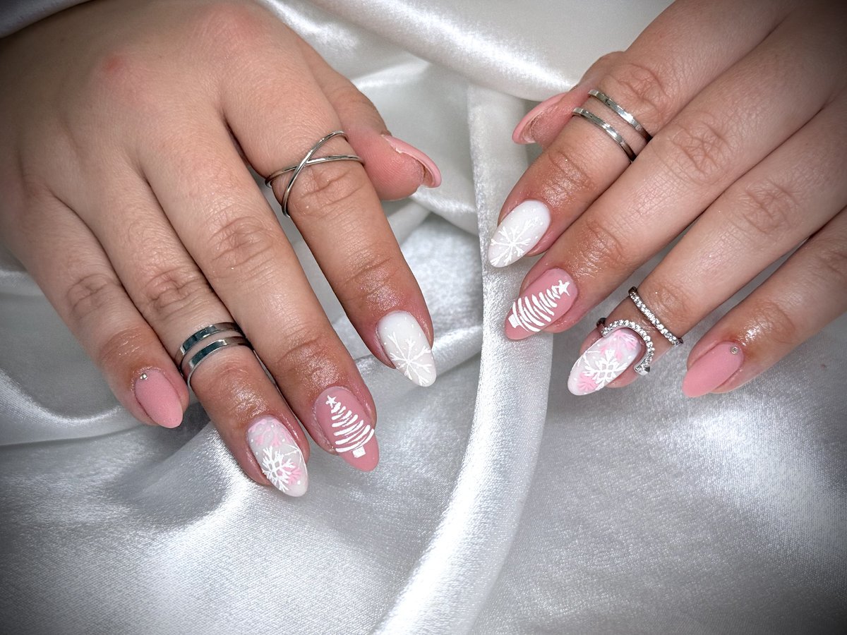 Karácsony-Baki Kitti munkája 6