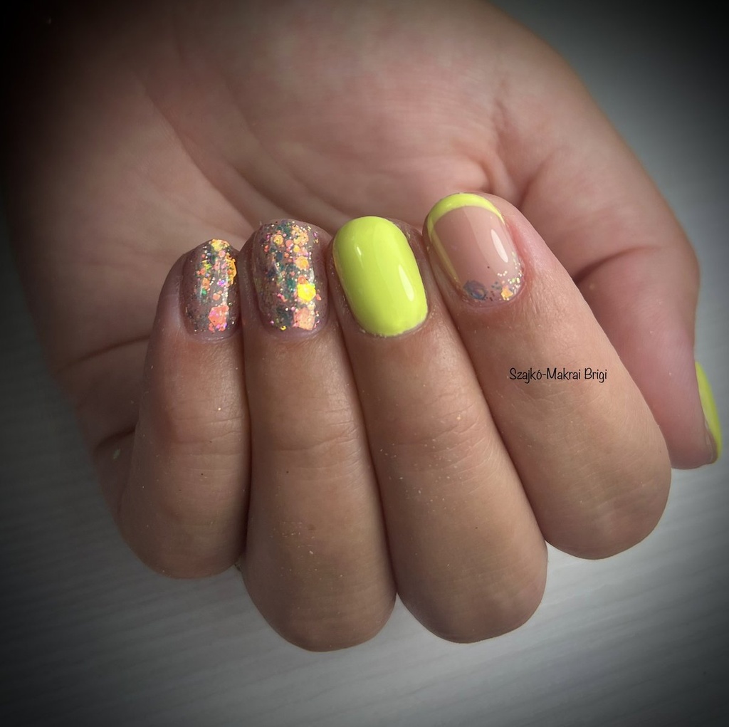 Szajkó-Makrai Brigi munkája 13