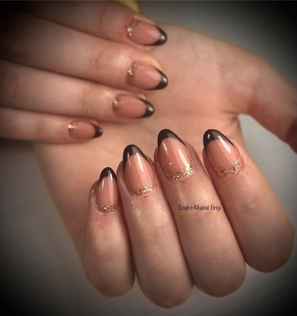 Szajkó-Makrai Brigi munkája 9